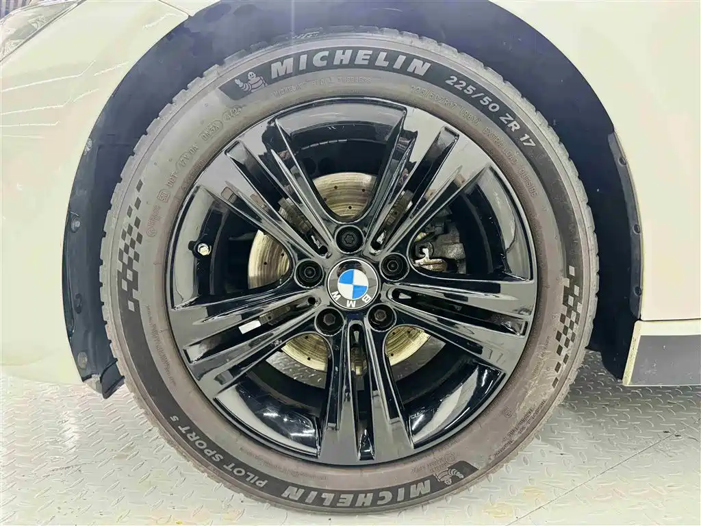 BMW 3 Series 2015 328i Sport Design Package фото 10