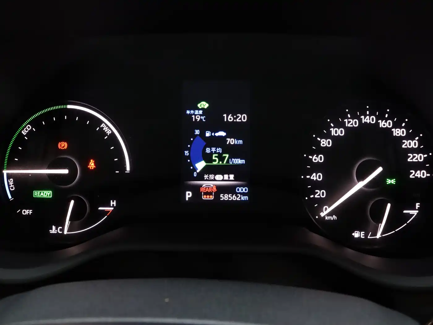 Toyota Sienna 2023 2.5L Hybrid Comfort Edition фото 18