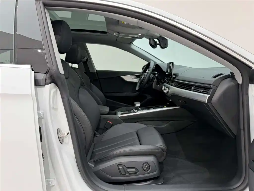 Audi A5 (Import) 2023 Sportback 40 TFSI Fashion Dynamic фото 19