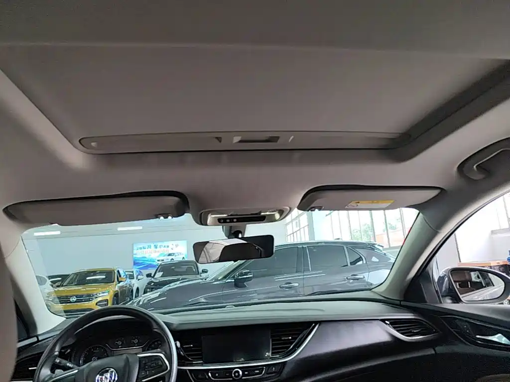 BUICK REGAL