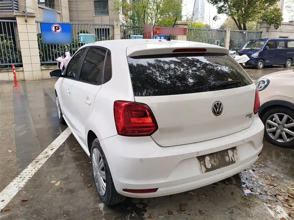 Volkswagen Polo 2018 1.5L Auto Comfort фото 23