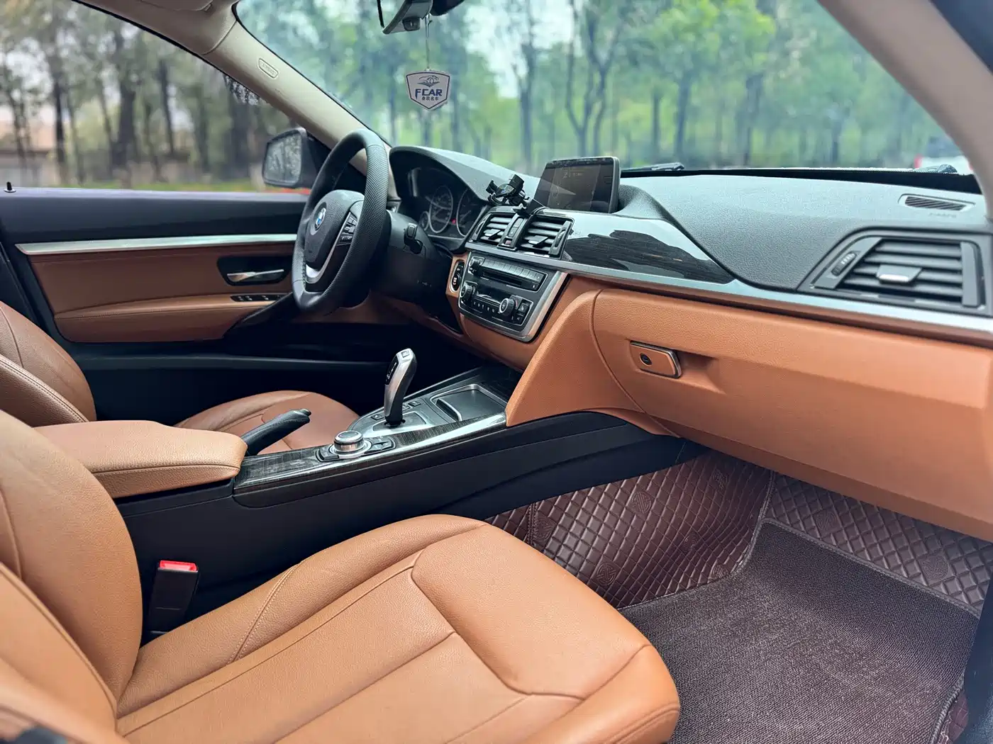 BMW 3 Series GT 2013 320i Style Design Package фото 6