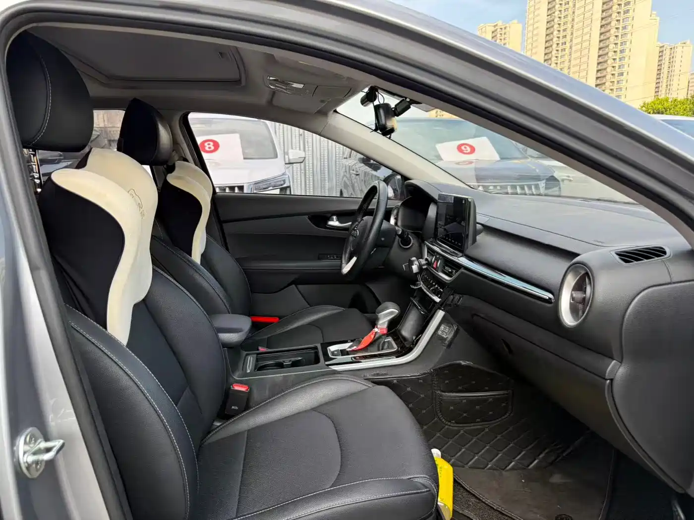 Kia K3 2019 1.5L CVT Smart Connect Edition фото 8