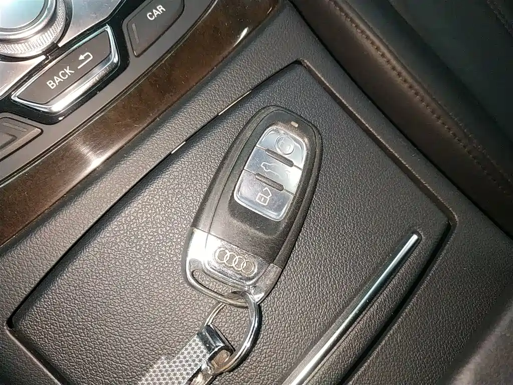 Audi A6L 2014 TFSI Standard фото 17