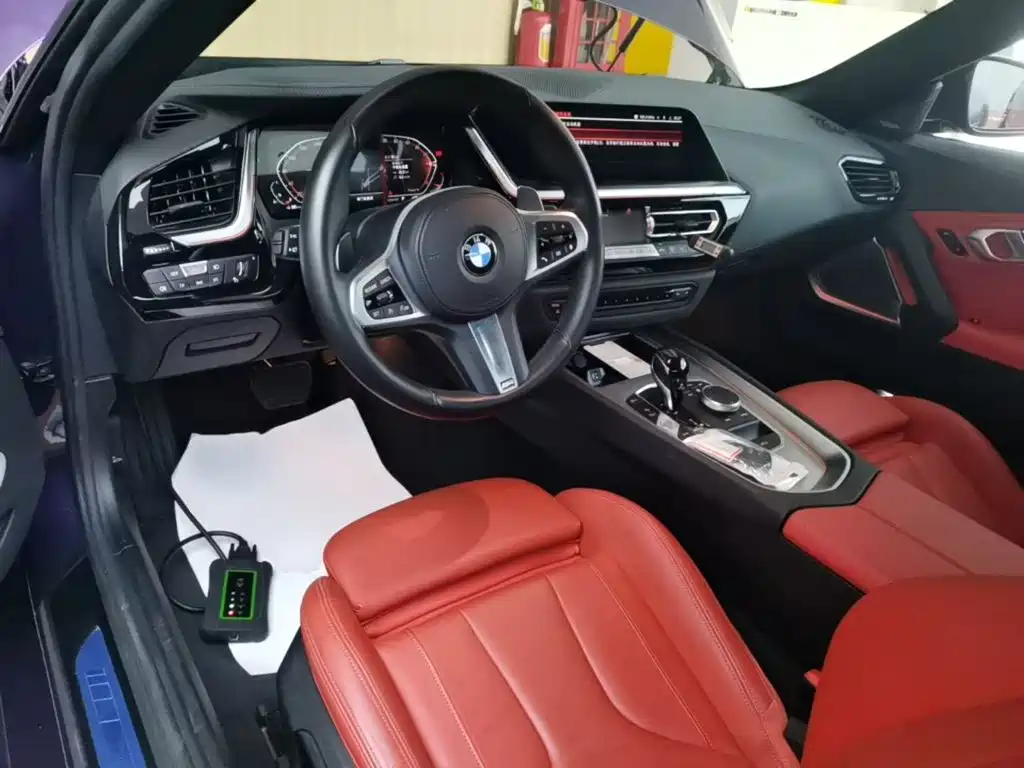 BMW Z4 2026 2023 sDrive 25i M Sport Shadowline Package
