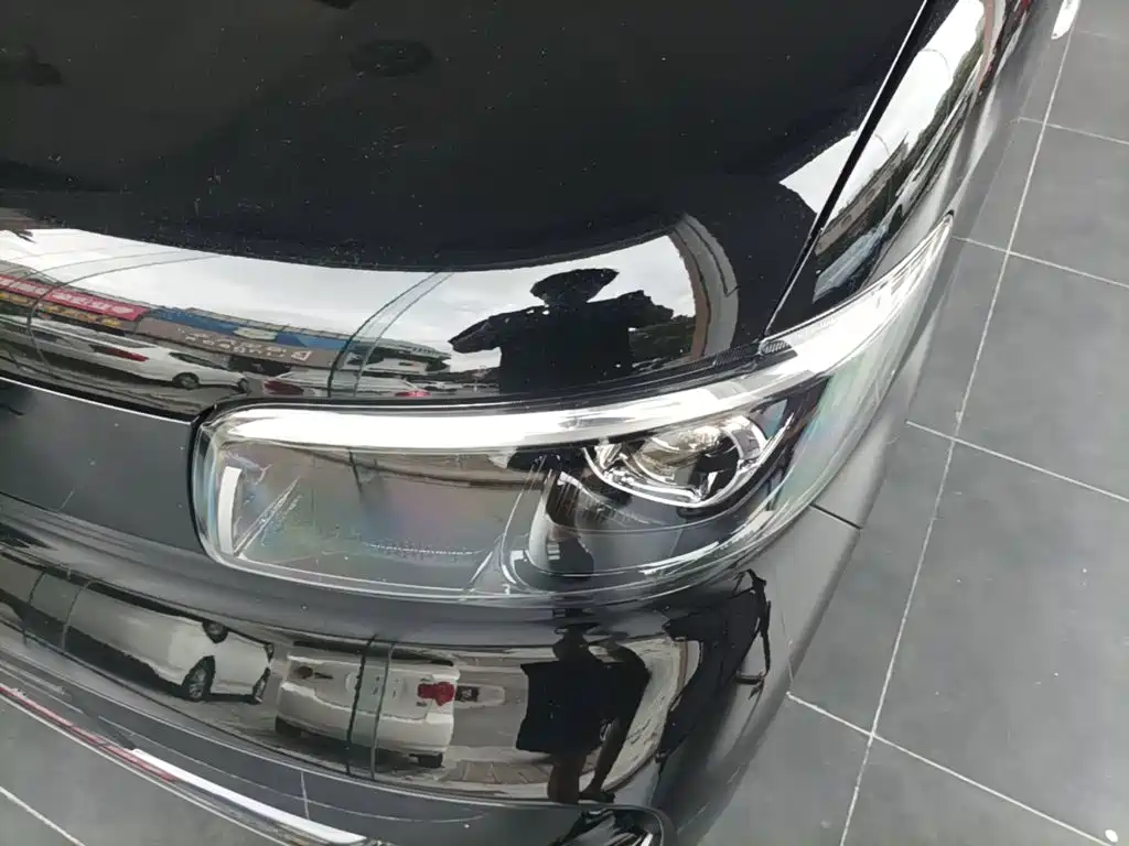 Wuling Motors Wuling Zhiguang NEV 2026 2025 Standard Version
