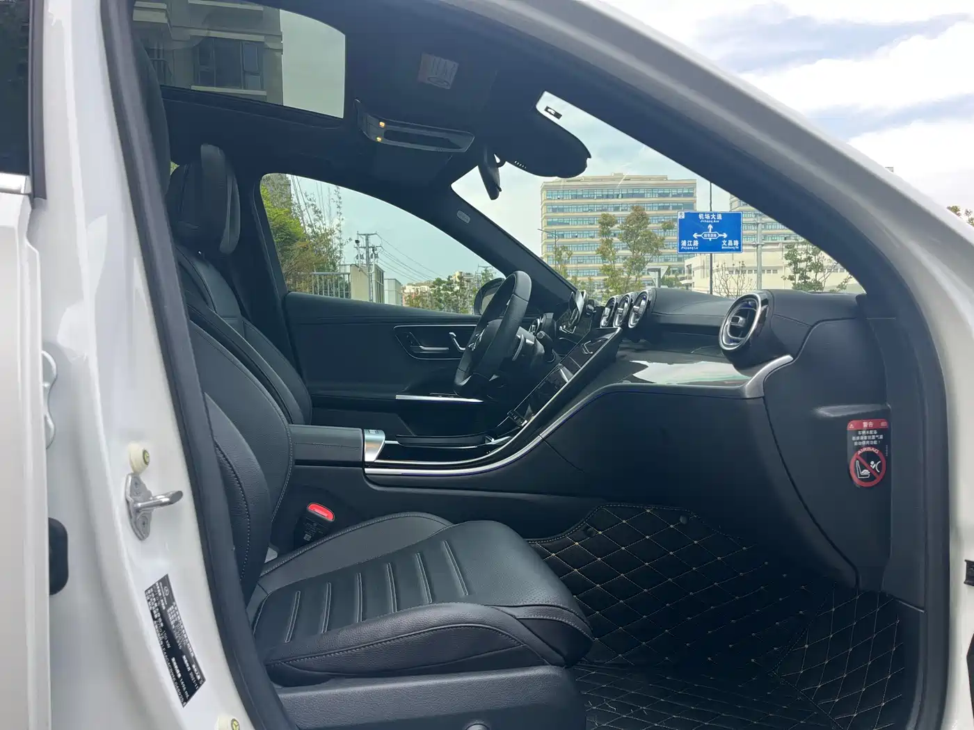 MERCEDES-BENZ C CLASS