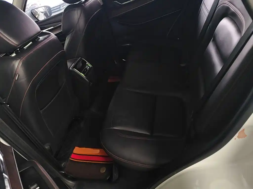 Exeed Windchaser 2021 2020 Riding the Wind and Waves 1.5T CVT Star Glory Edition