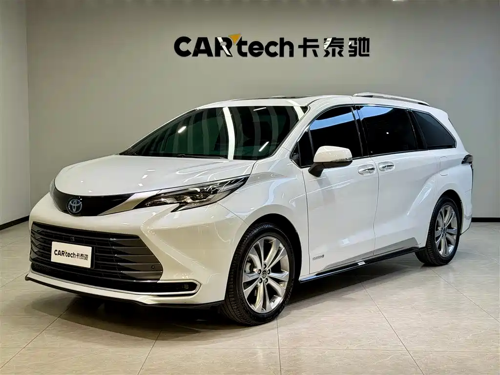 Toyota Sienna 2023 2.5L Hybrid Platinum Edition