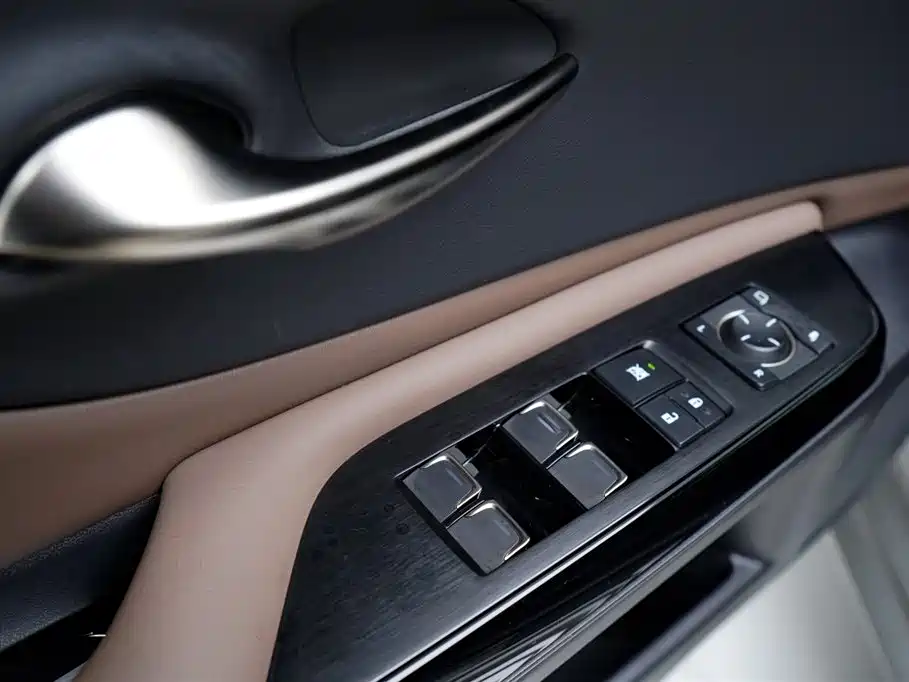Lexus ES 2022 200 Excellence Edition фото 22