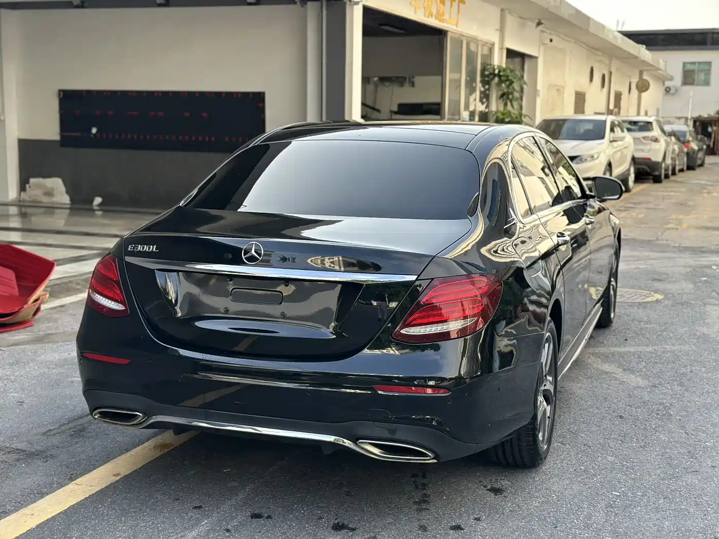 Mercedes-Benz E-Class 2017 E 300 L Sport Luxury фото 5