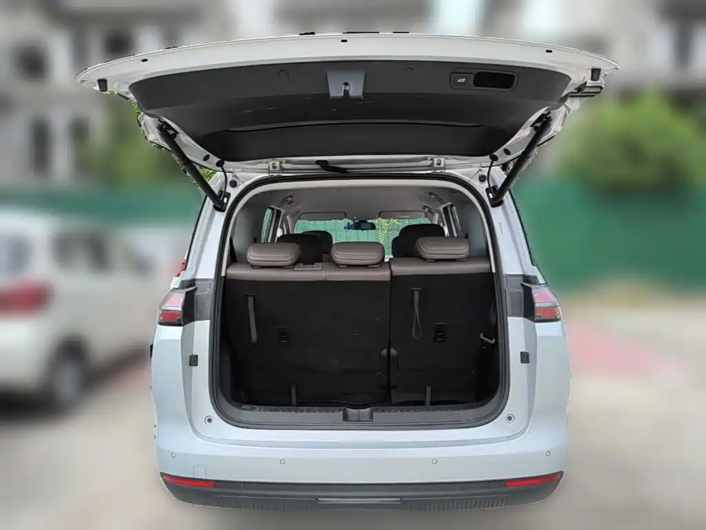 Wuling Motors Xingguang 730 New Energy 2025 2025 Model Pure Electric Base Version