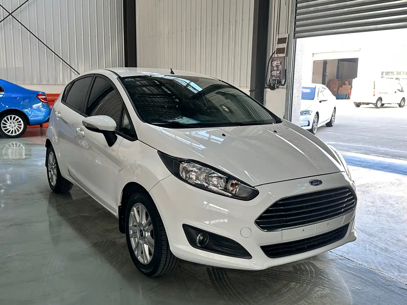 Ford Fiesta 2014 2013 Hatchback 1.5L Automatic Fashion
