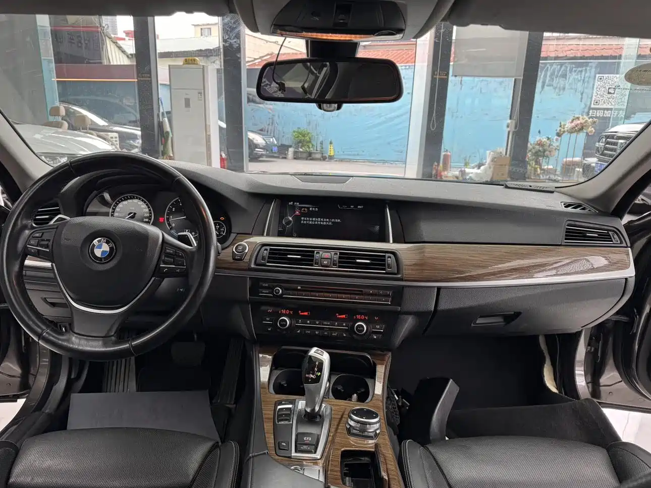 BMW 5 Series 2014 535Li Executive Style Design Package фото 29