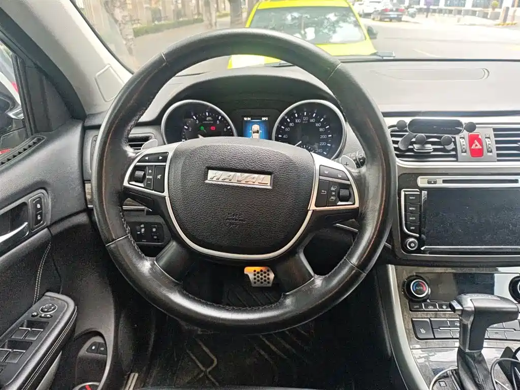 Haval H8 2015 2.0T FWD Elite фото 7