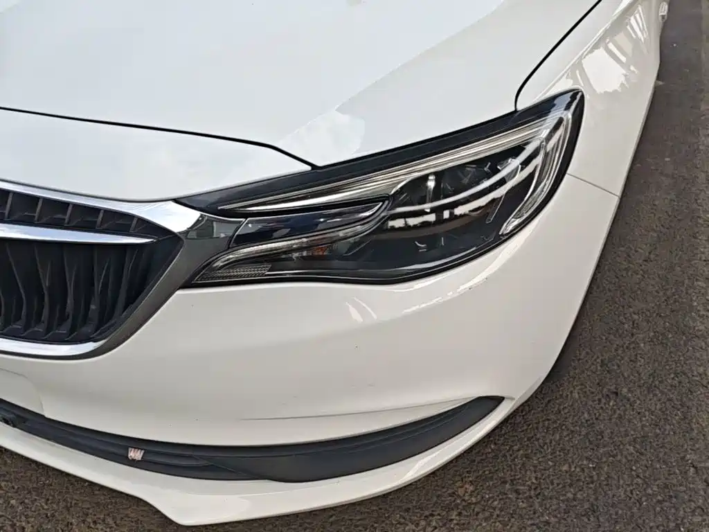 Фото 24 - Buick Excelle