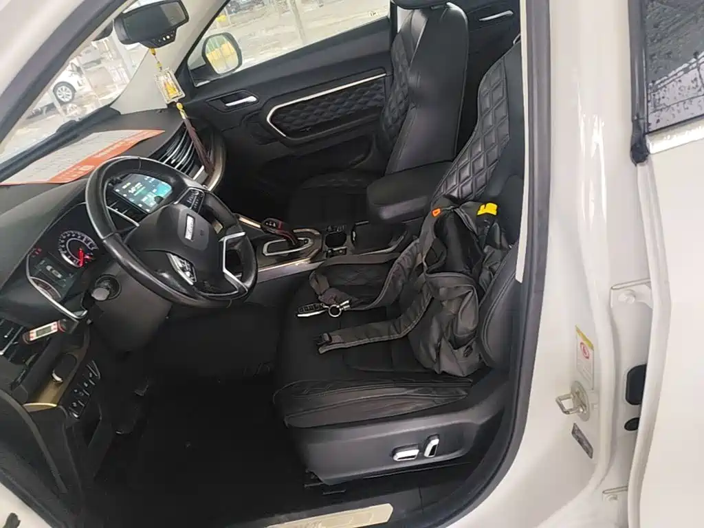 Фото 15 - Haval H6