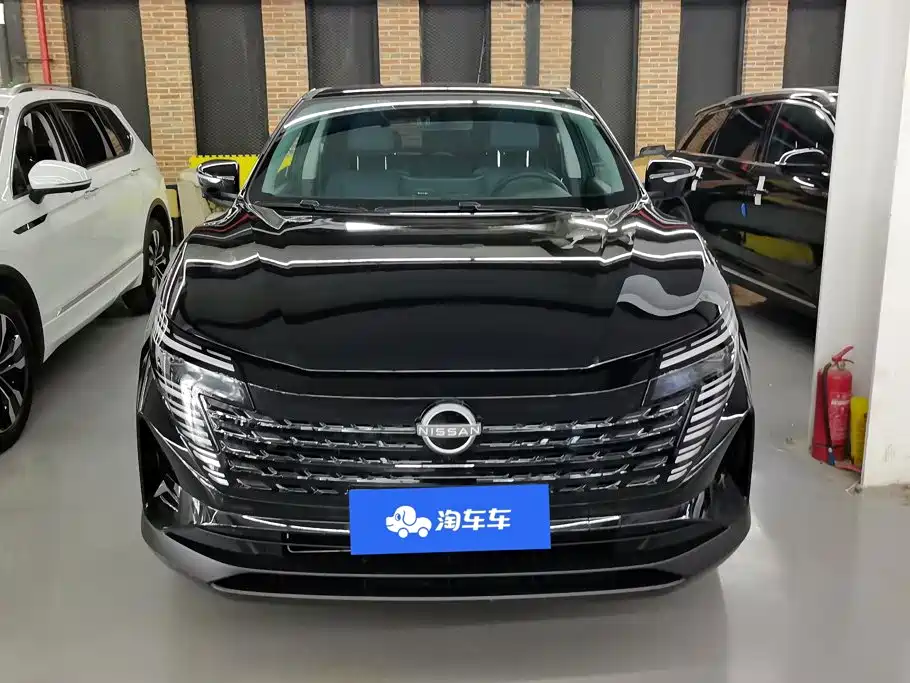 Nissan Qashqai 2025 2025 Facelift Honor 2.0L CVT XV+ Leading Edition