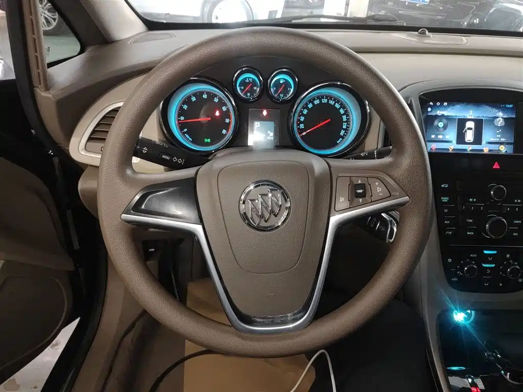 Buick Excelle 2013 GT 1.6L Automatic Fashion Edition фото 11