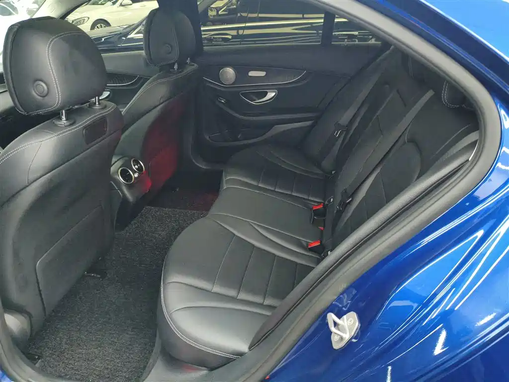 Mercedes-Benz C-Class 2017 Facelift C 200 L Sport Edition фото 17