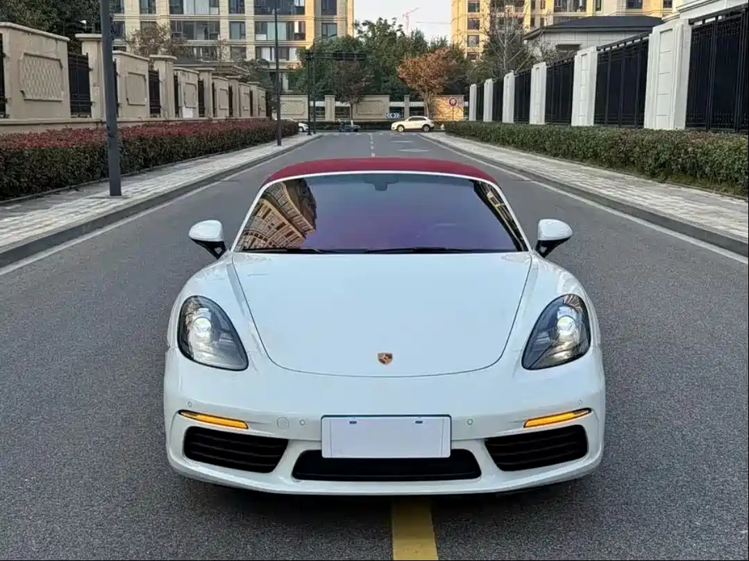 Porsche 718 2016 Boxster 2.0T фото 12