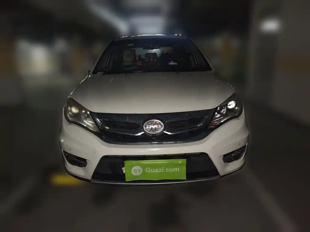 BYD S7 2015 2015 2.0T Automatic Premium