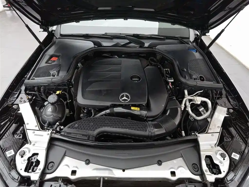 E CLASS