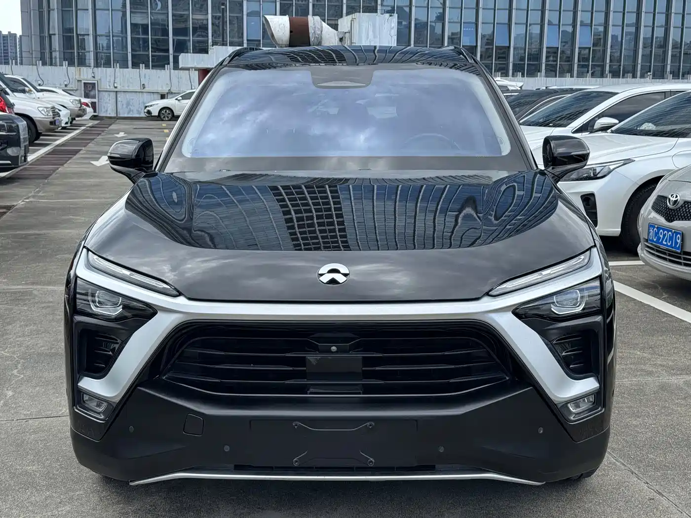 NIO ES8 2018 2018 Founder Edition