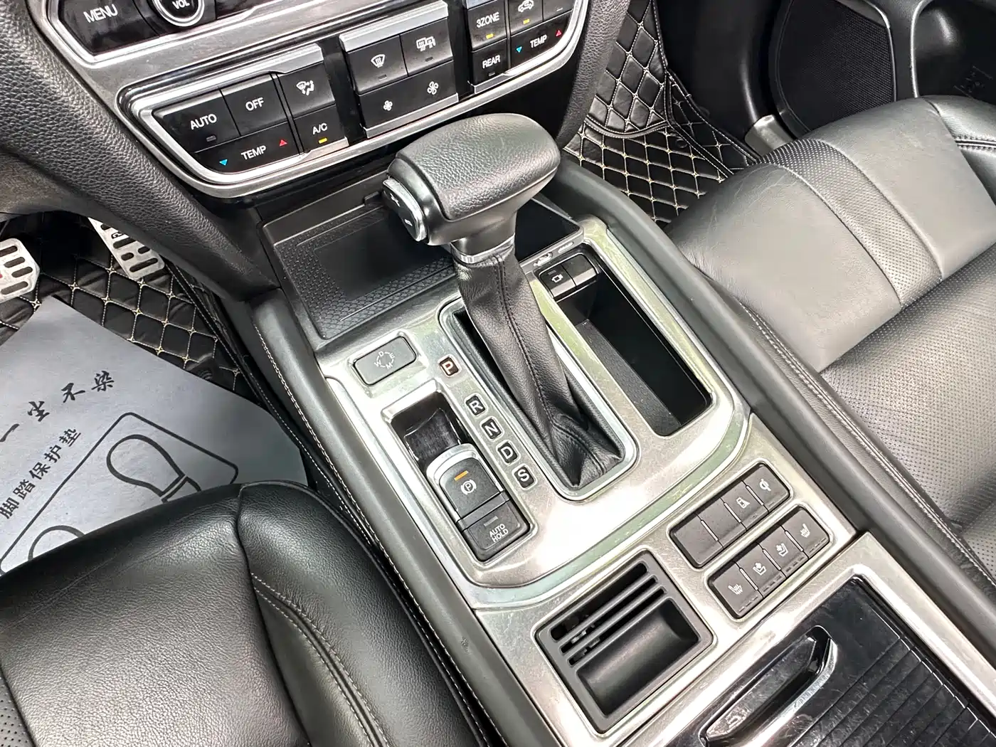 GAC Trumpchi Trumpchi GS8 2017 320T 2WD Luxury Smart Connect (7-seater) фото 15