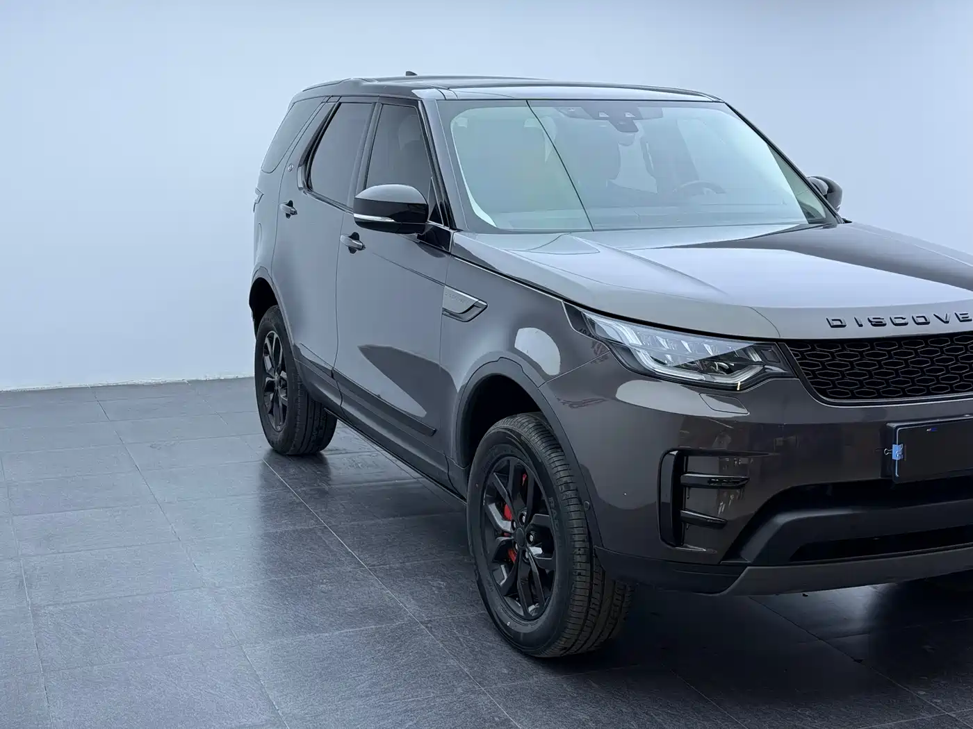 Land Rover Discovery 2019 3.0 SC V6 SE фото 3