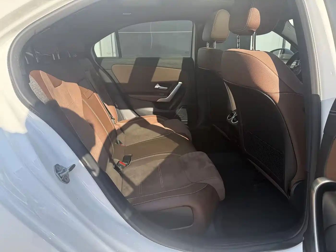 Mercedes-Benz A-Class 2023 A 200 L Fashion фото 17