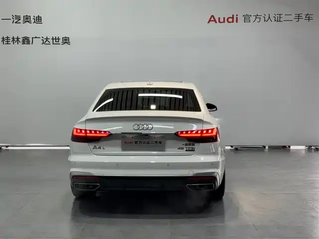 Audi A4L 2020 45 TFSI quattro Premium Dynamic — фото 5