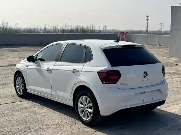 Volkswagen Polo 2019 Plus 1.5L Automatic Colorful Tech Edition фото 7