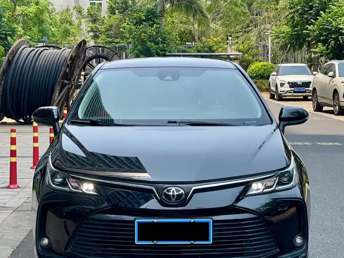 Toyota Corolla 2022 1.2T S-CVT Pioneer PLUS Edition фото 2