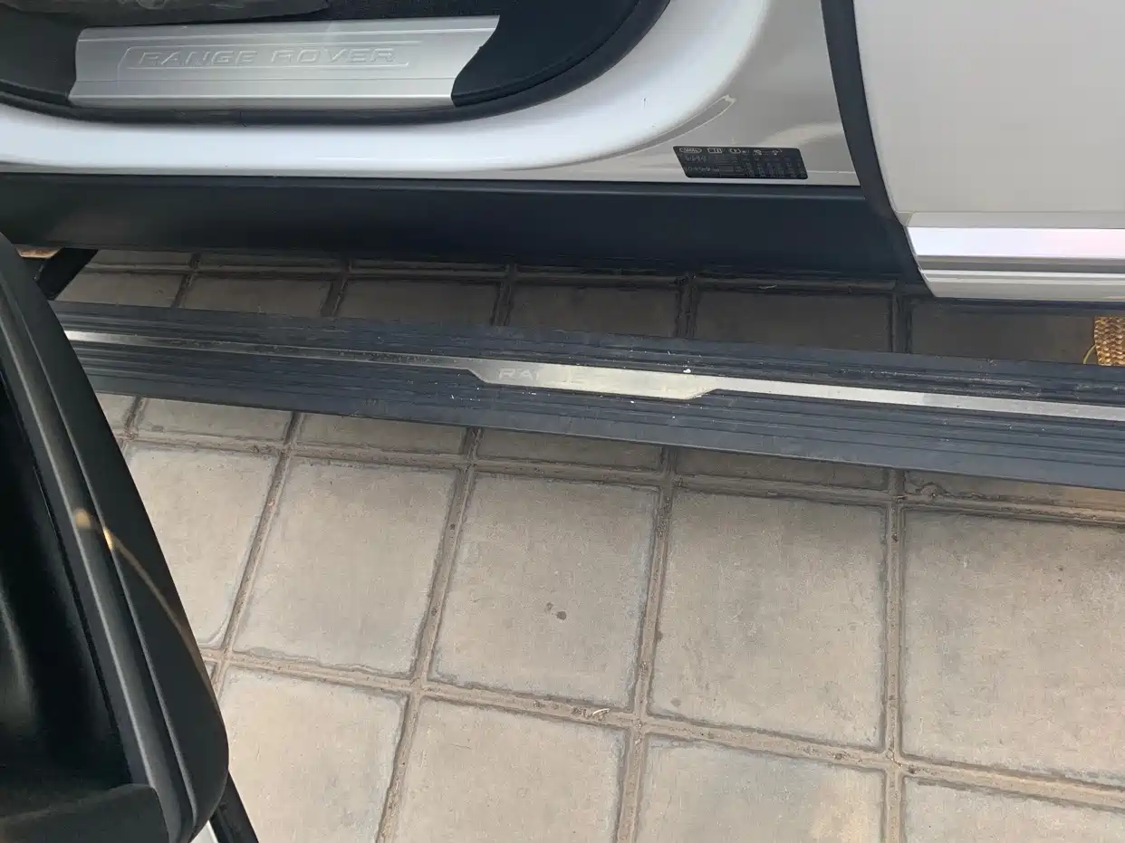 Land Rover Range Rover 2018 3.0 SC V6 Golden Age Edition фото 19