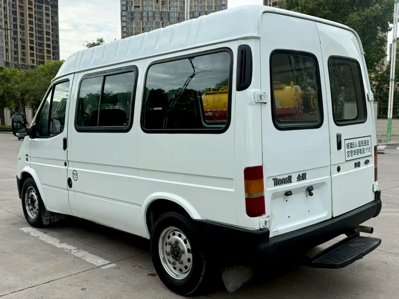 Ford Classic Transit 2016 2016 Model 2.8T Diesel Short Wheelbase 6-Seat Medium Roof Multi-Purpose Vehicle JX493ZLQ4