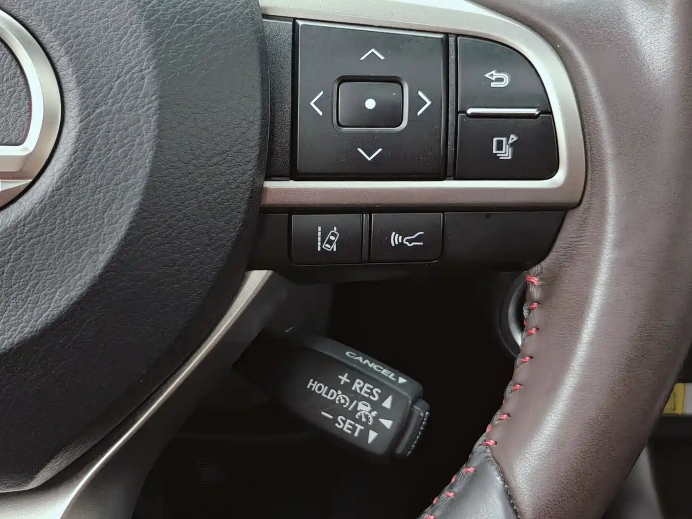 Lexus RX 2020 Facelift 450h AWD Elegance Edition фото 22