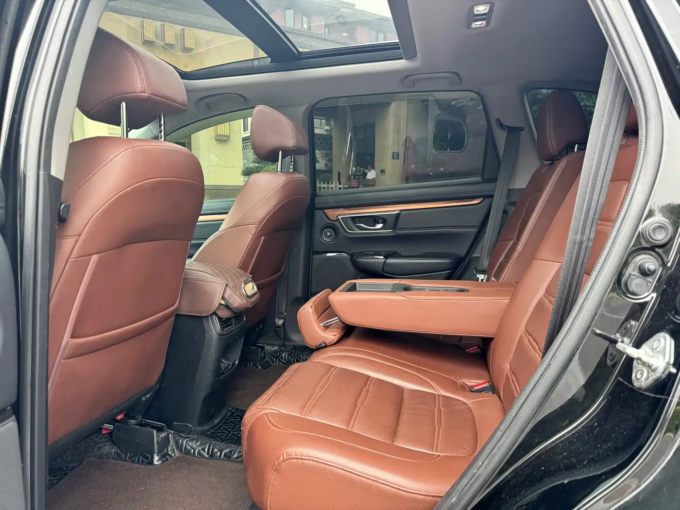 Фото 5 - Honda CR-V