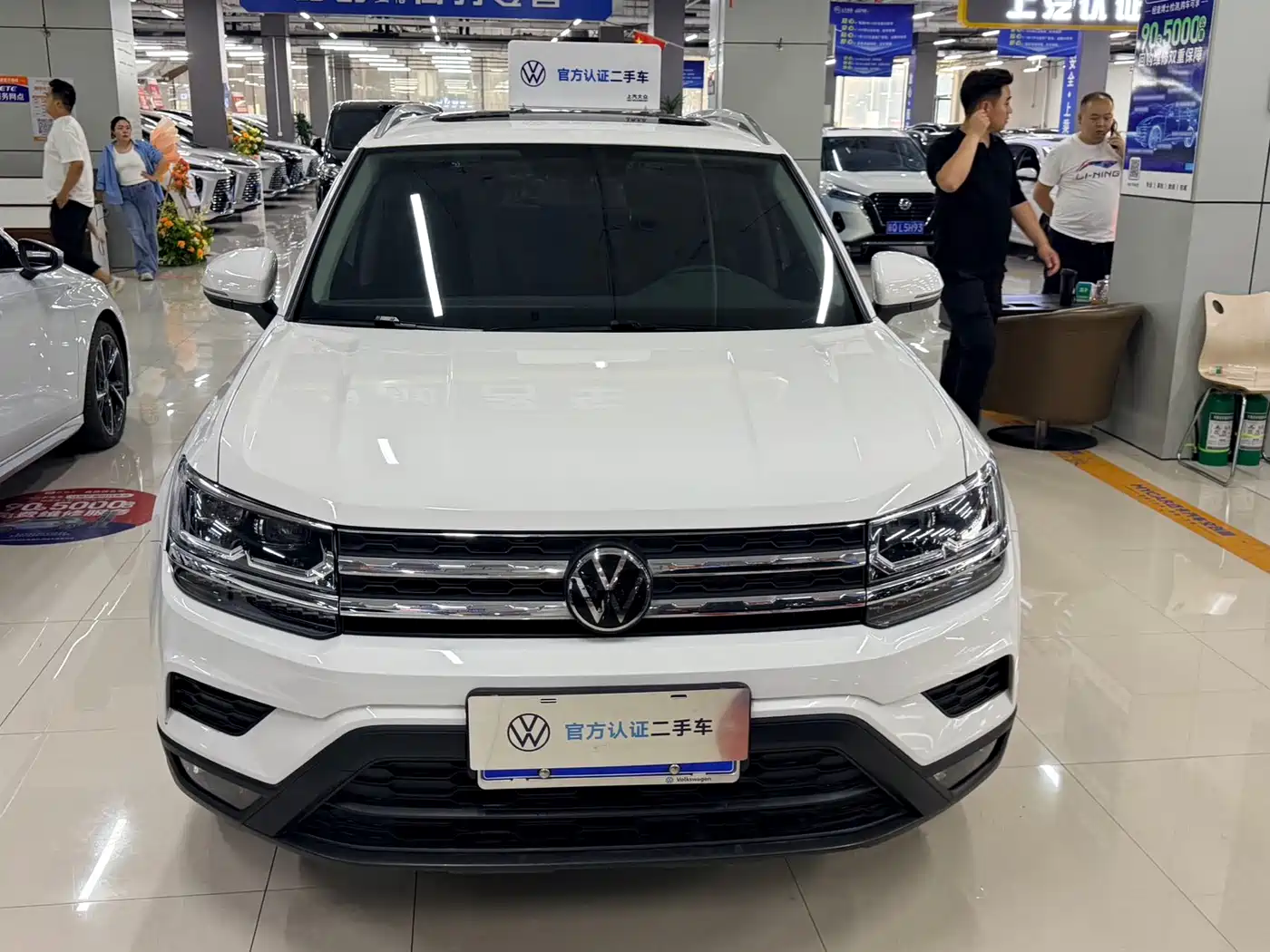 Volkswagen Tharu 2022 280TSI FWD Luxury Edition фото 2