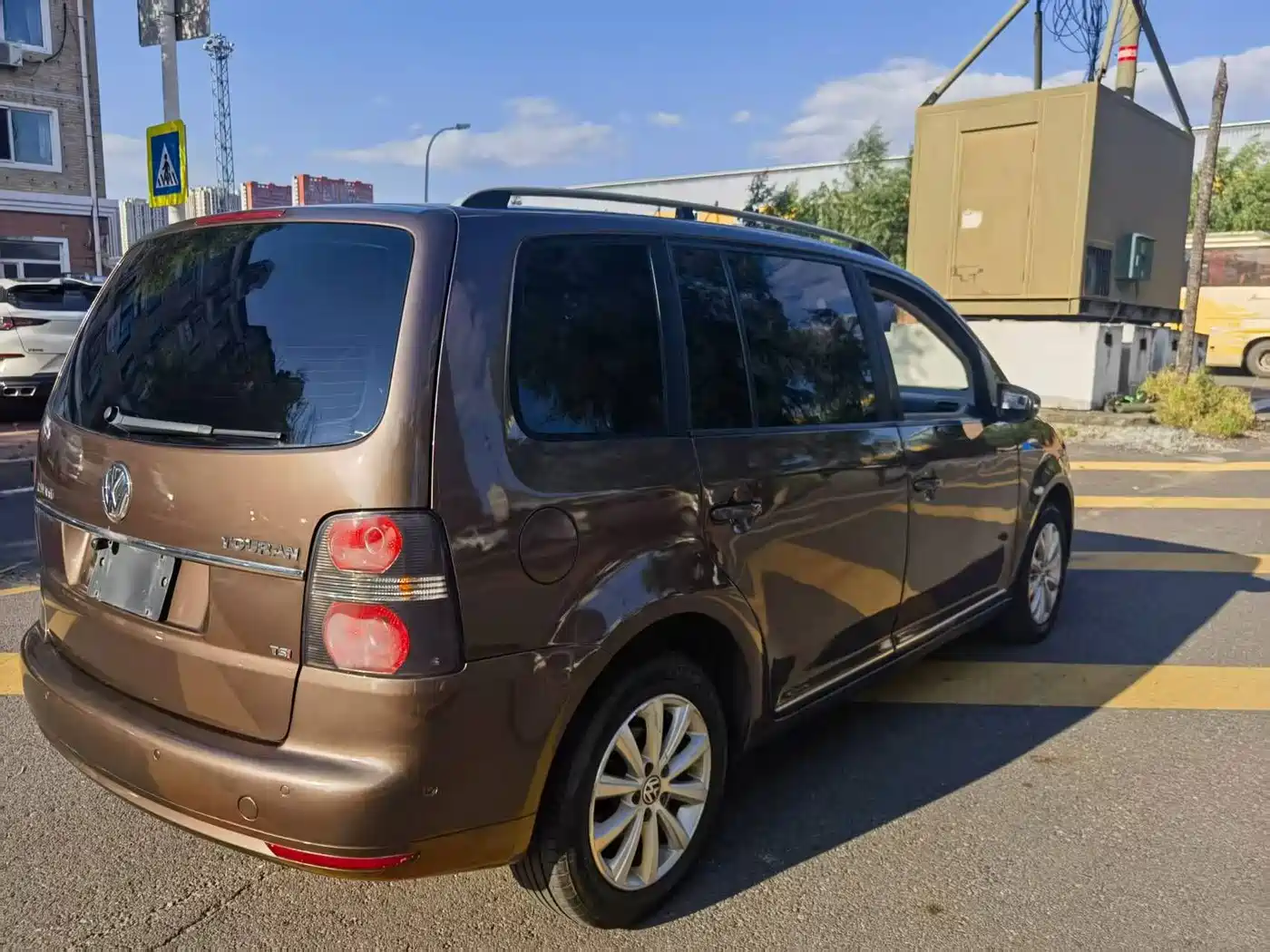 Volkswagen Touran 2014 2013 1.4T DSG Wisdom Edition 5-seater
