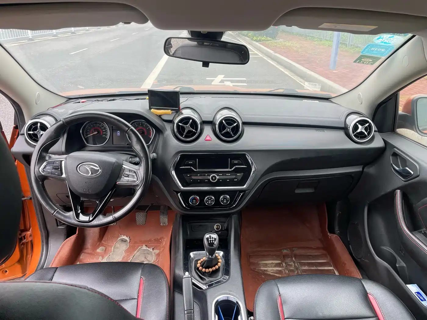 Soueast DX3 2017 2016 1.5L Manual Luxury