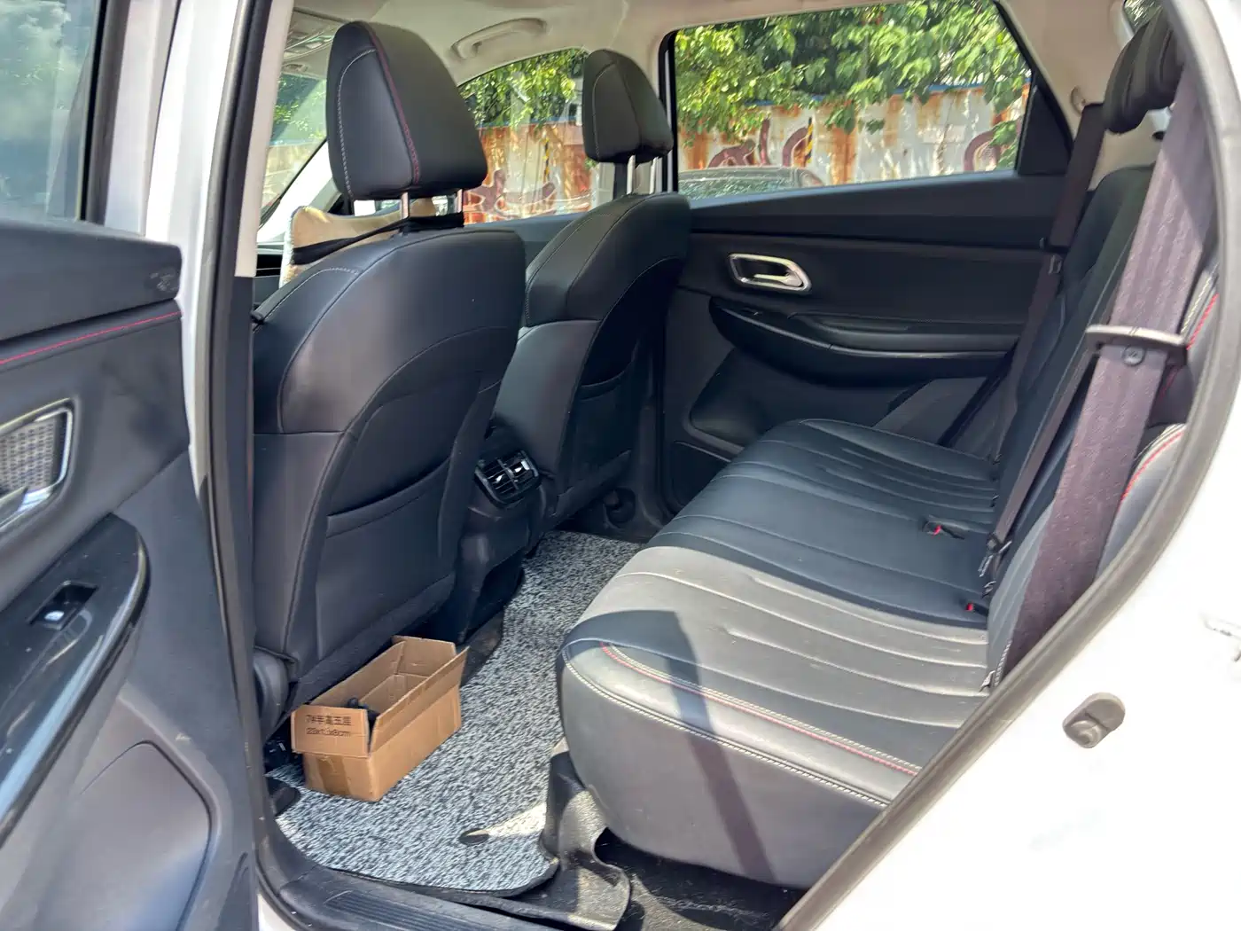 Changan Oshan X7 2021 2020 1.5T Auto Premium Model