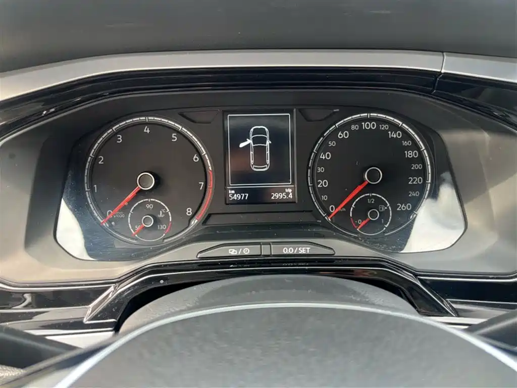 Volkswagen Polo 2019 Plus 1.5L Automatic Colorful Tech Edition фото 4