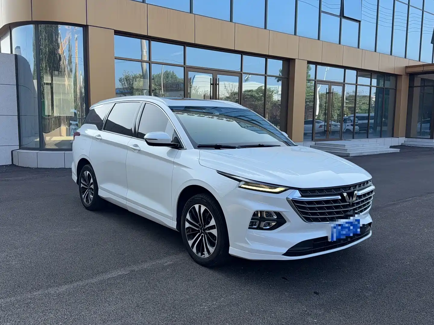صورة 3 - Wuling Motors Wuling Victory