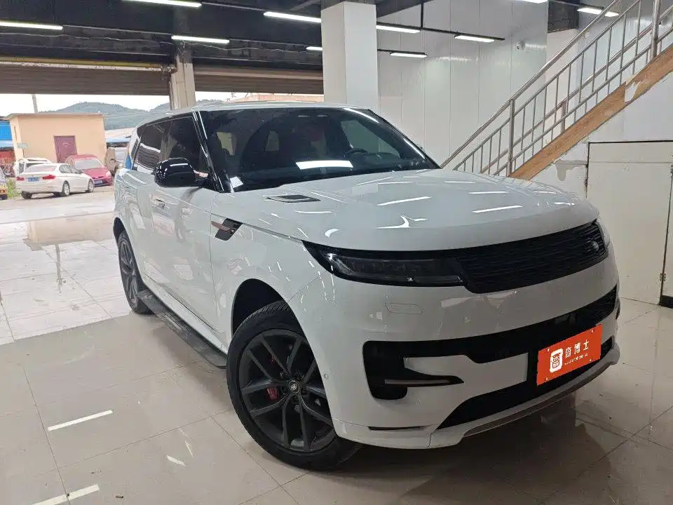 Land Rover Range Rover Sport 2025 2025 400PS Dynamic SE