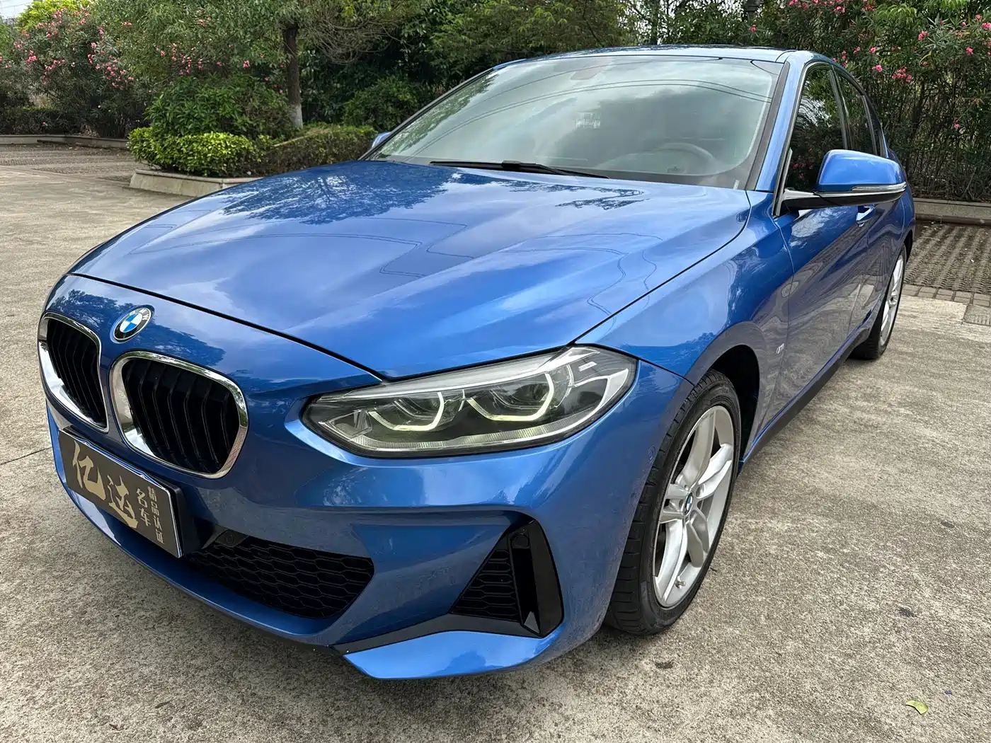 BMW 1 Series 2020 Model 120i M Sport Package фото 4