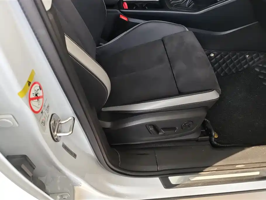 Audi Q3 2022 35 TFSI Progressive Dynamic фото 8