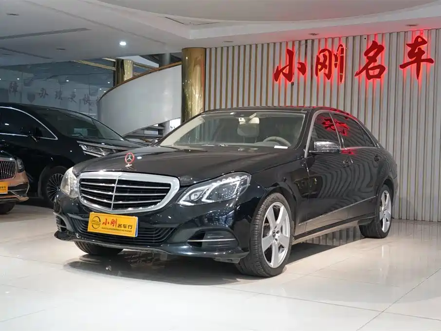 Mercedes-Benz E-Class 2013 Model E 260 L CGI Fashion фото 2
