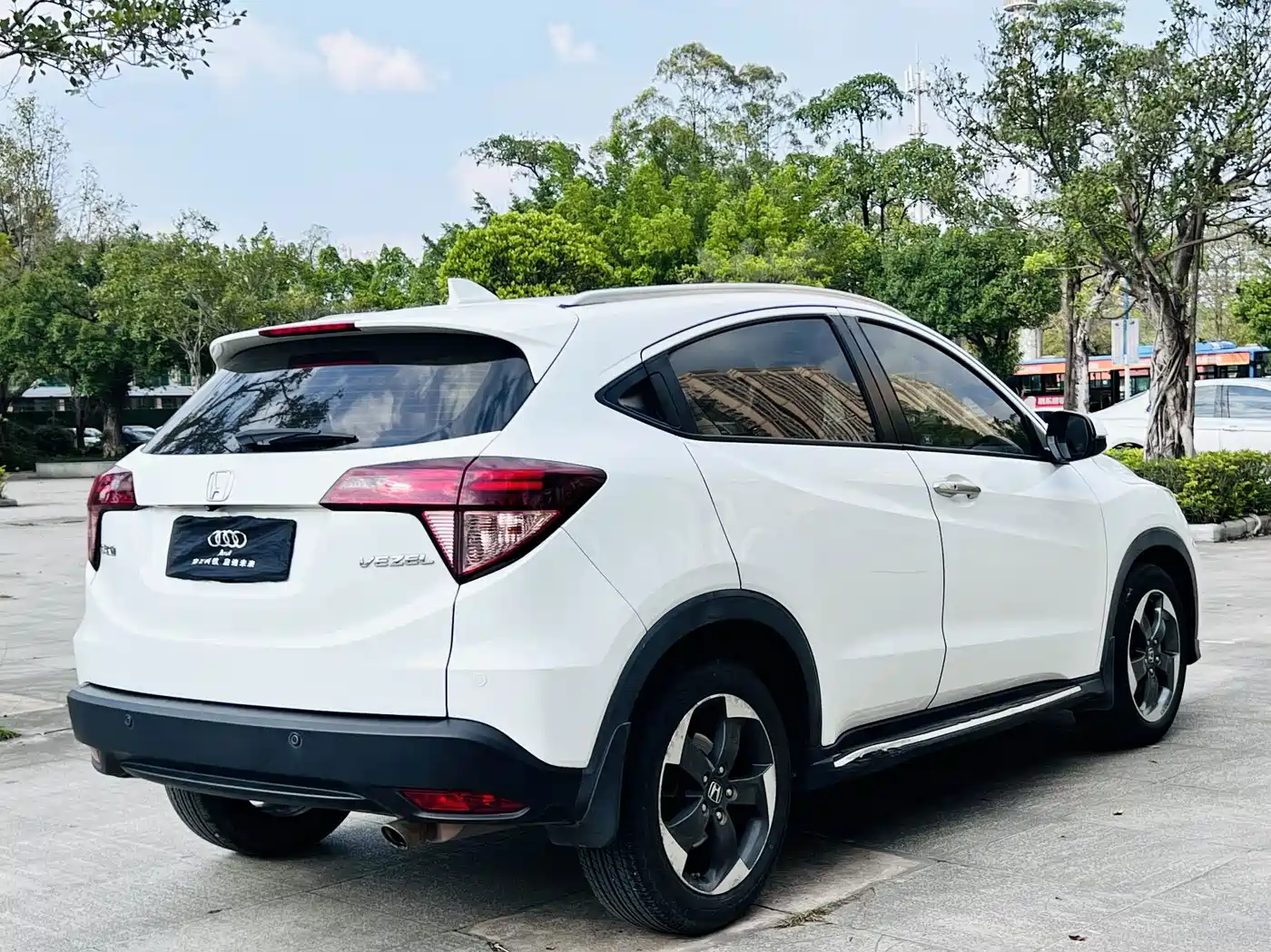 Honda Vezel 2014 2015 1.8L CVT FWD Luxury