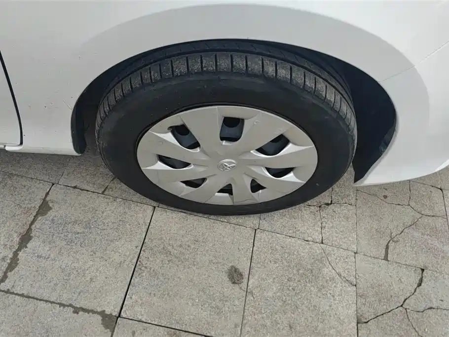 Toyota YARiS L Zhi Xuan 2019 1.5E CVT MeiDong Edition China VI фото 6